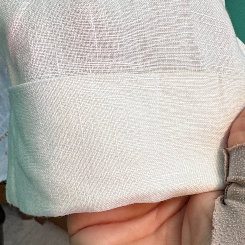 Elegant White Irish Linen Blouse with Embroidered Details - Picture 9 of 15